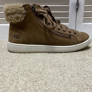 Ugg shoes